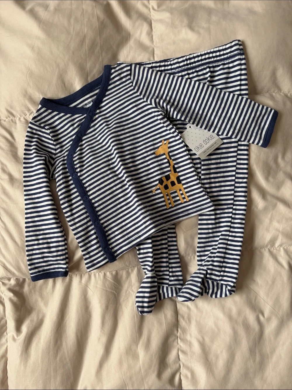okie dokie Navy White Striped Kids Outfit Pajama Set Yellow Giraffe Size 9M NEW